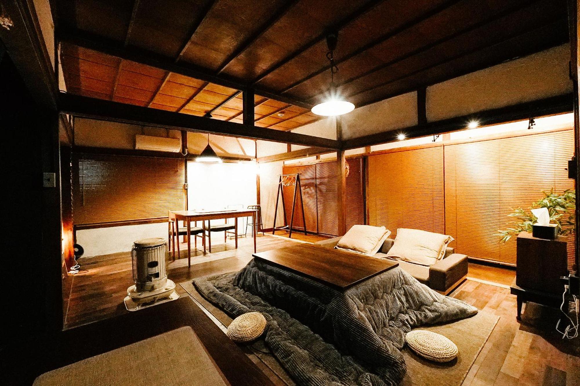松本市の一棟貸し切りできる古民家 Kültér fotó