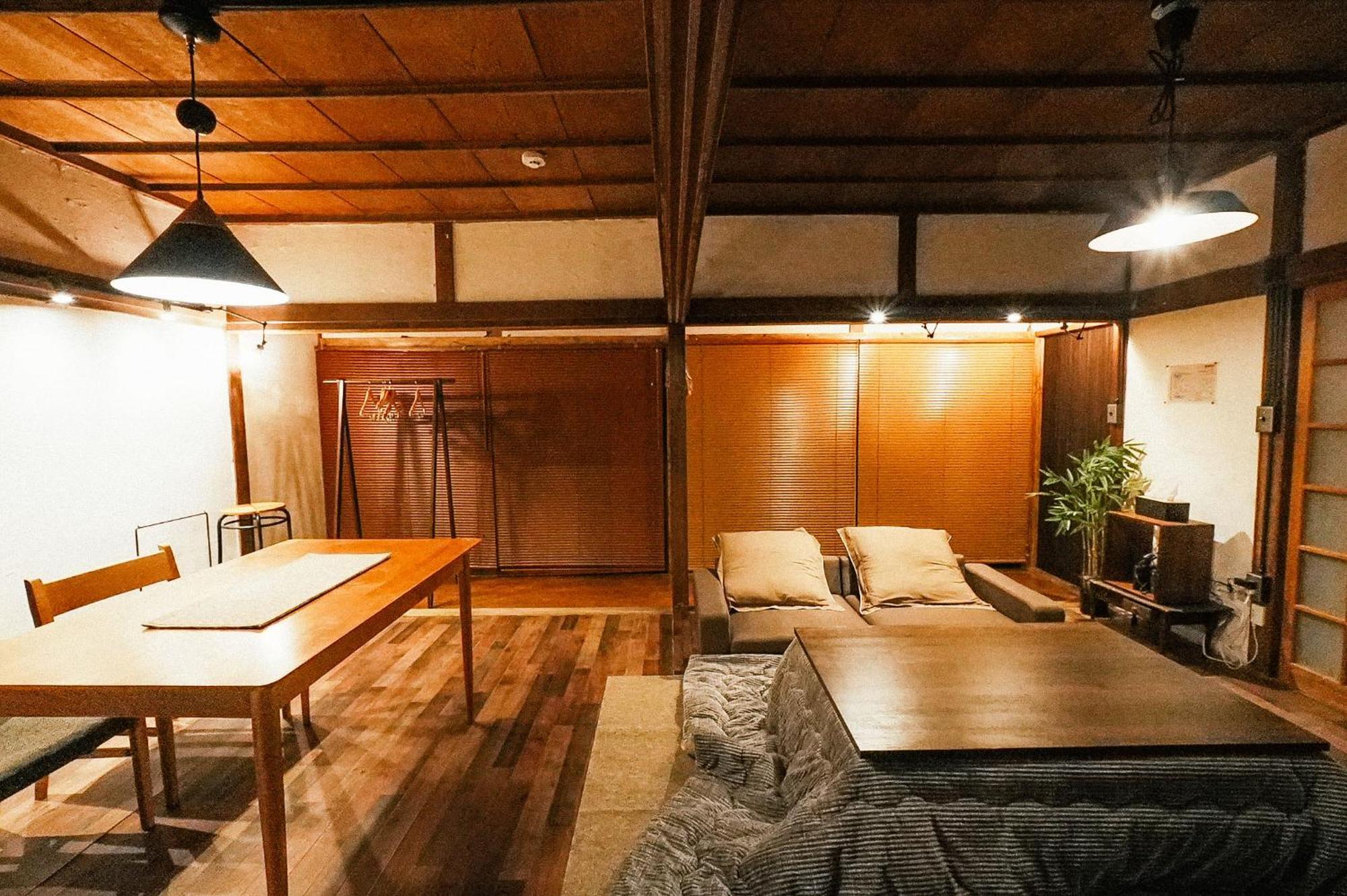 松本市の一棟貸し切りできる古民家 Kültér fotó